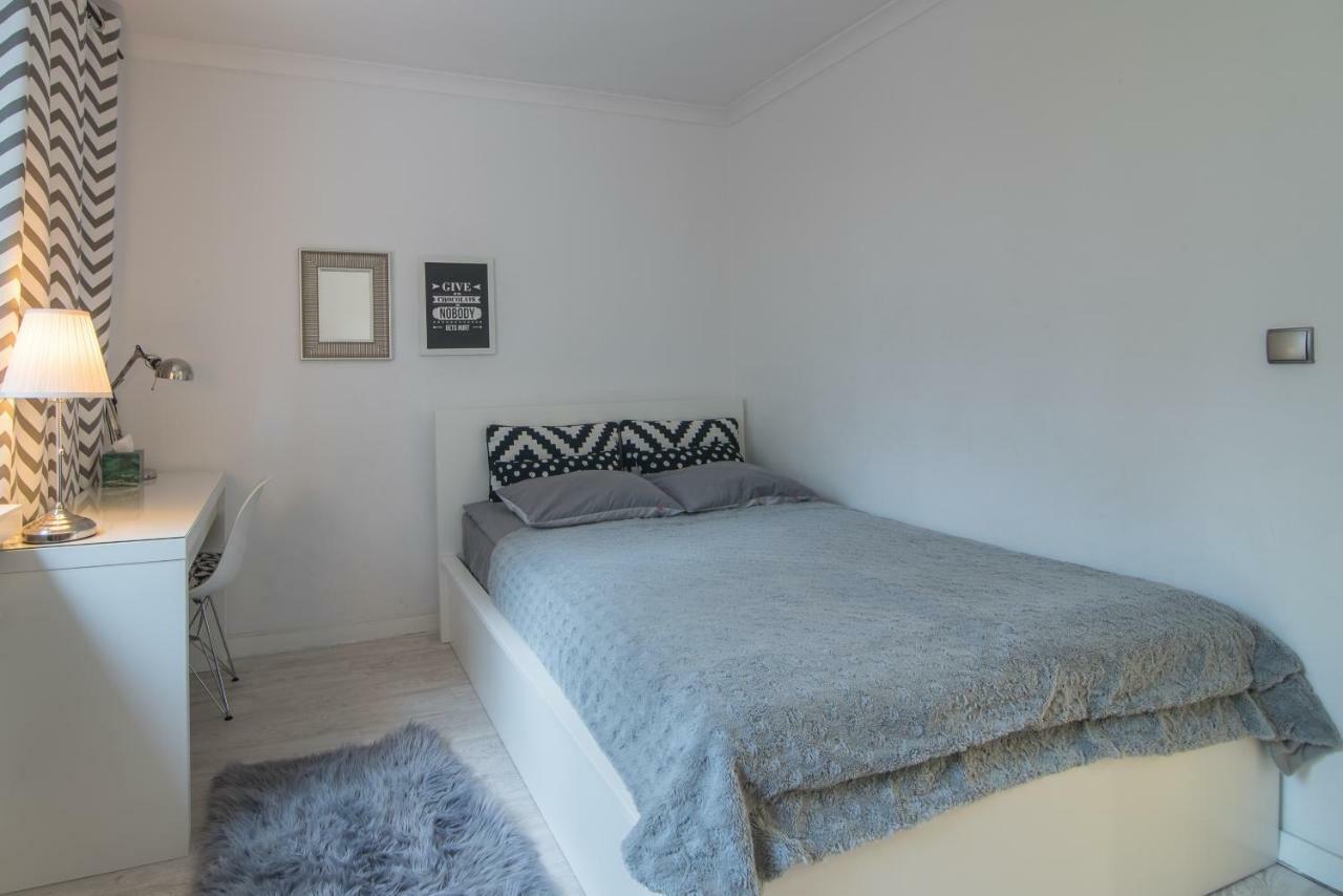 The White Apartment Warsaw Exterior photo