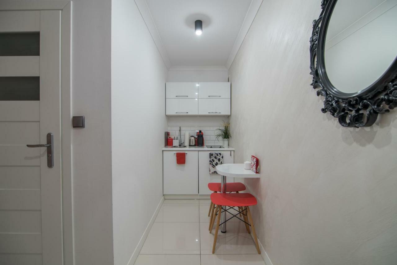 The White Apartment Warsaw Exterior photo